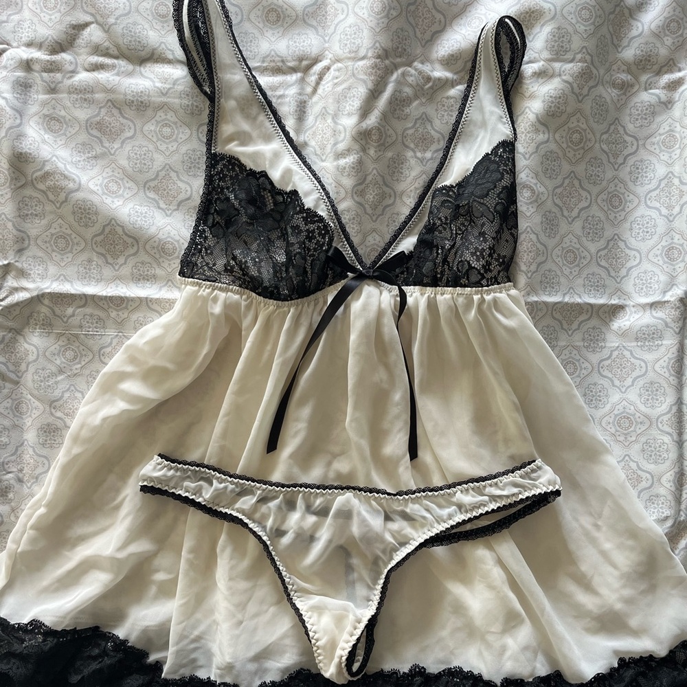 Victorias Secret Babydoll Set